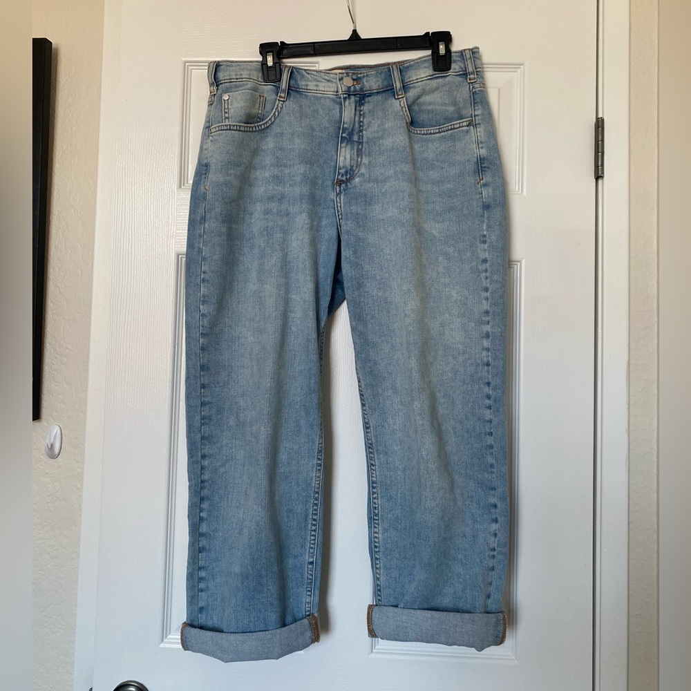 Pilcro baggy slim boyfriend high-rise relaxed jeans